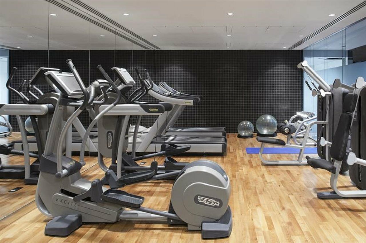 Me伦敦梅丽亚酒店 外观 照片 A gym at a hotel